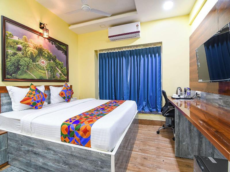 Fabhotel Prime Familto image