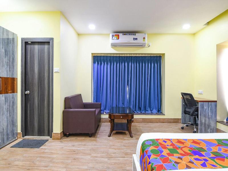 Fabhotel Prime Familto image