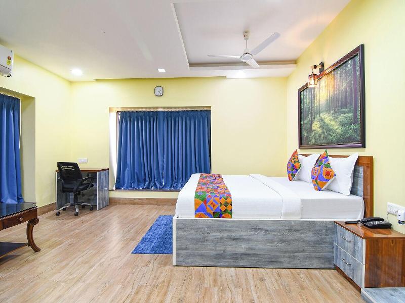Fabhotel Prime Familto image