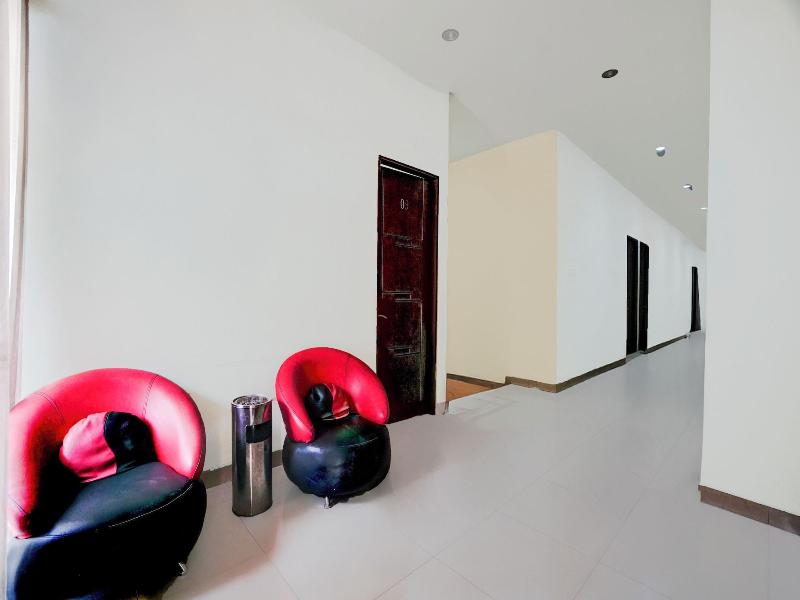 Hotel O 76 Gayungsari image