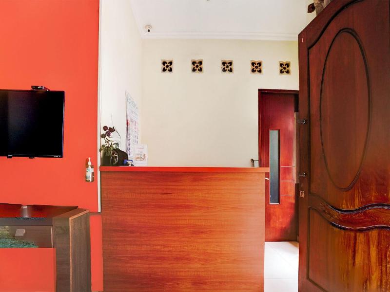 Hotel O 76 Gayungsari image