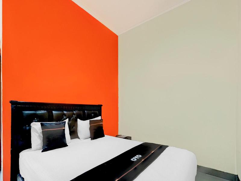 Hotel O 76 Gayungsari image