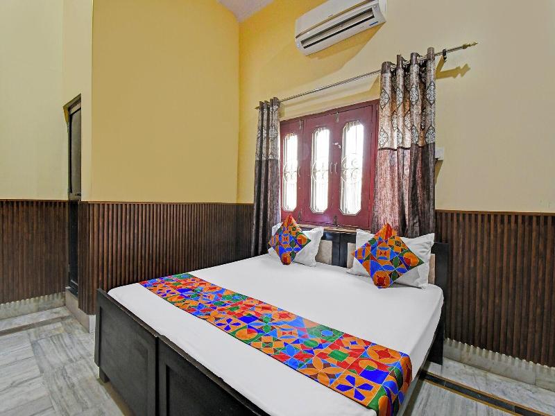 Fabhotel Raghunandan Inn — exterior view
