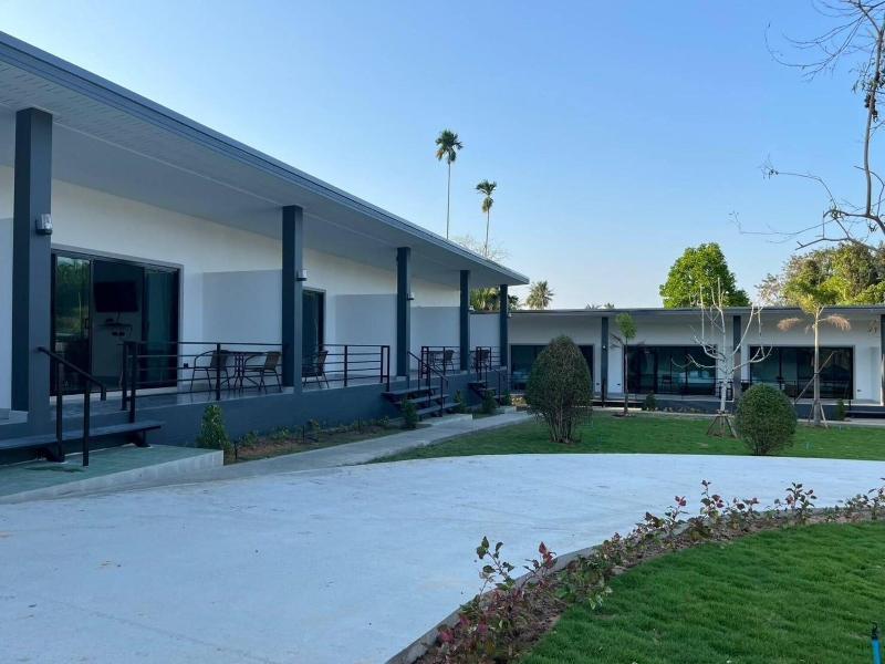 Hillside Premium Hotel image