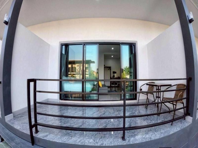 Hillside Premium Hotel image