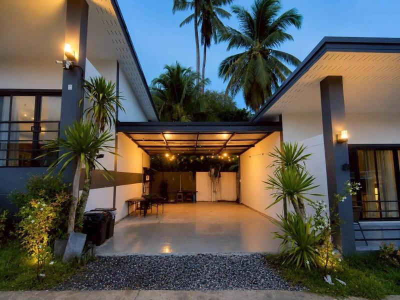Hillside Premium Hotel image
