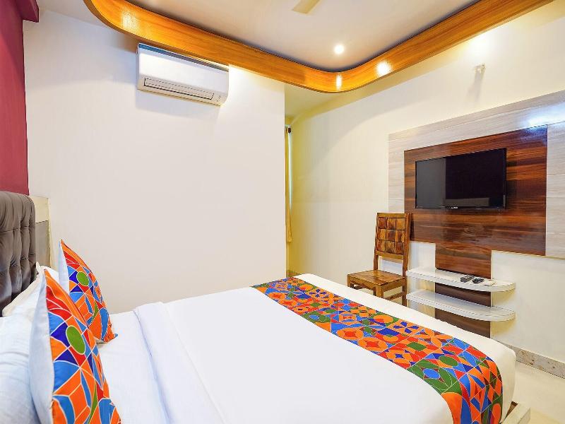 Fabhotel I Residency image