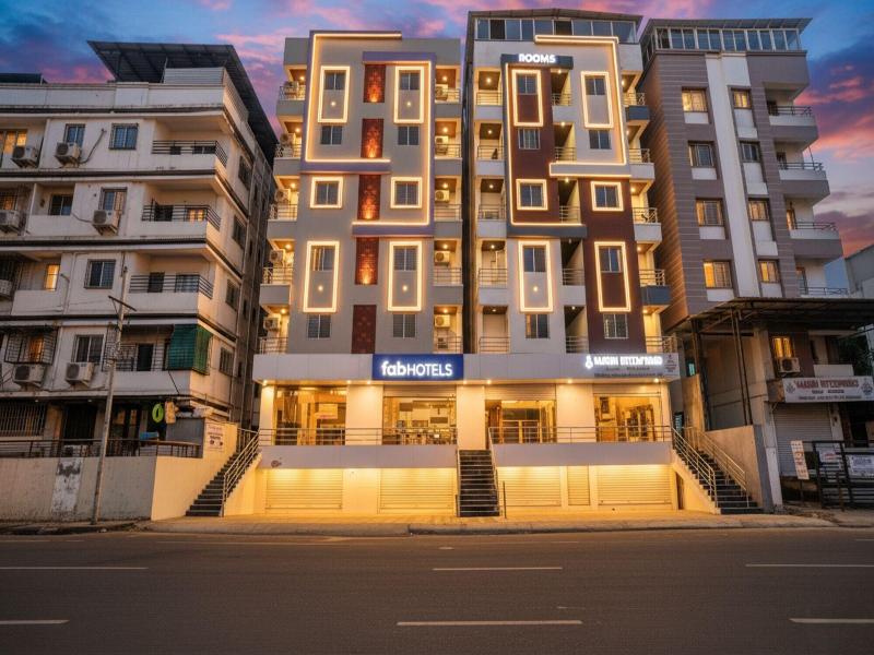 Fabhotel Rising Surya image