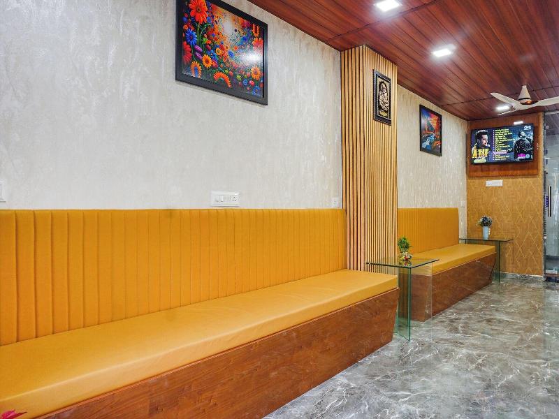 Fabhotel Rising Surya image
