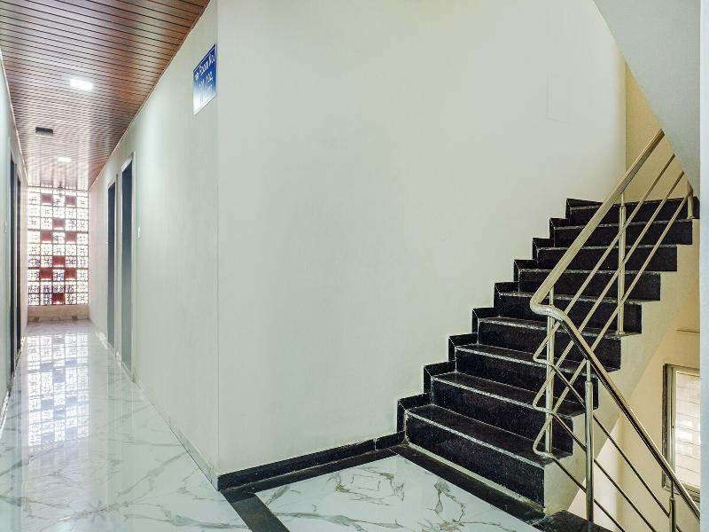 Fabhotel Rising Surya image