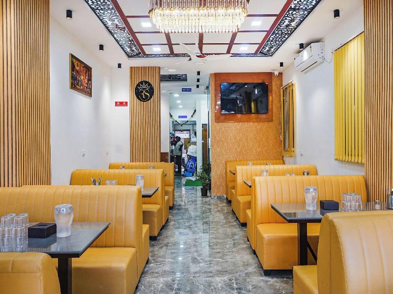 Fabhotel Rising Surya image