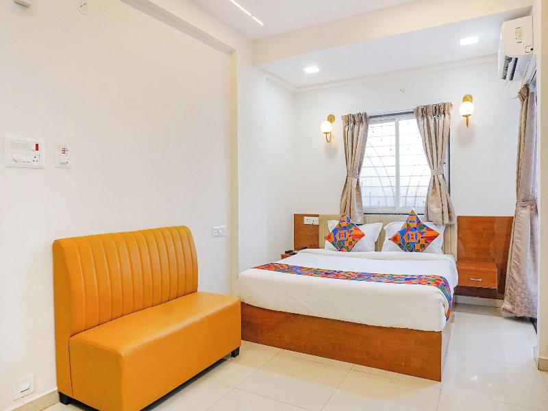 Fabhotel Rising Surya image