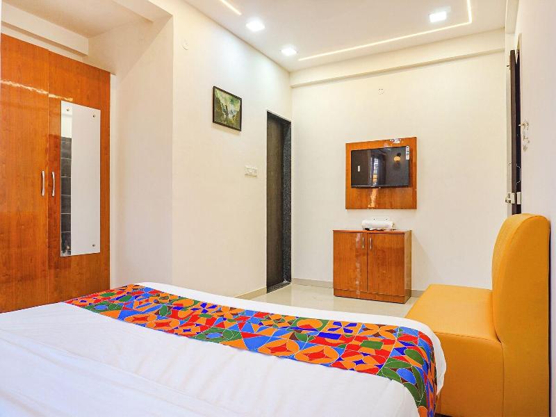 Fabhotel Rising Surya image