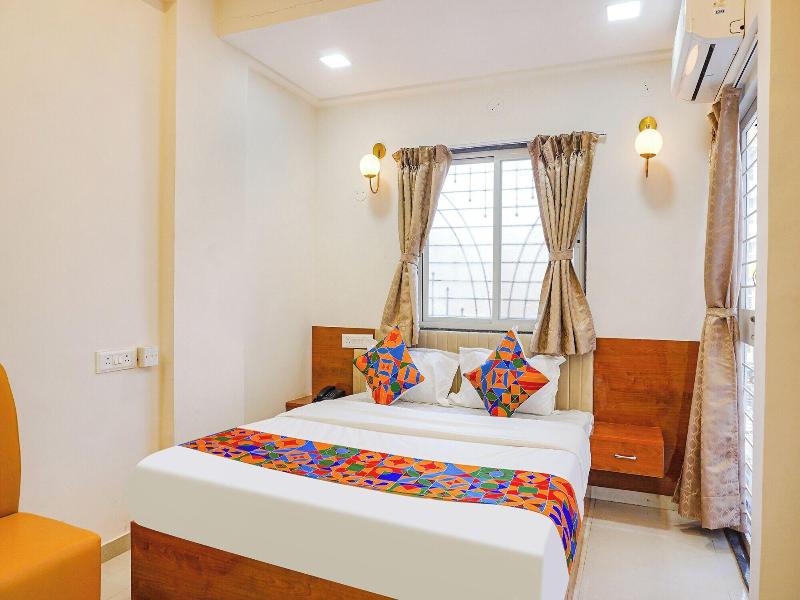 Fabhotel Rising Surya image