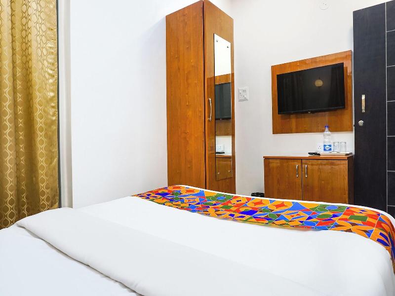 Fabhotel Rising Surya image