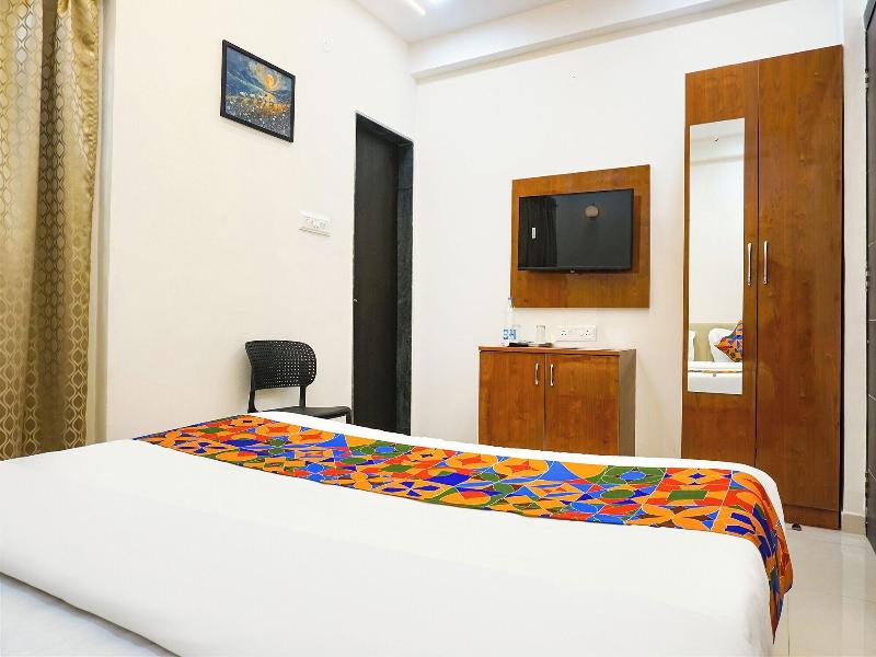 Fabhotel Rising Surya image