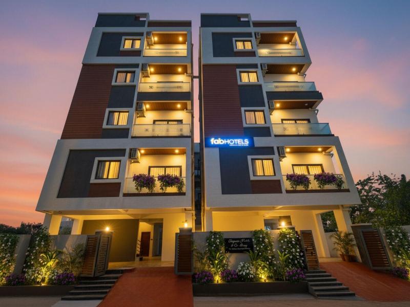Fabhotel Elegance — exterior view