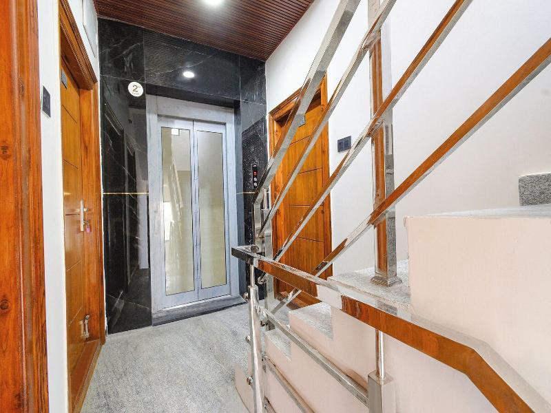 Fabhotel Elegance