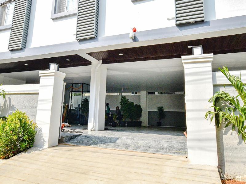 Fabhotel Ssr Ikon Suites — general view