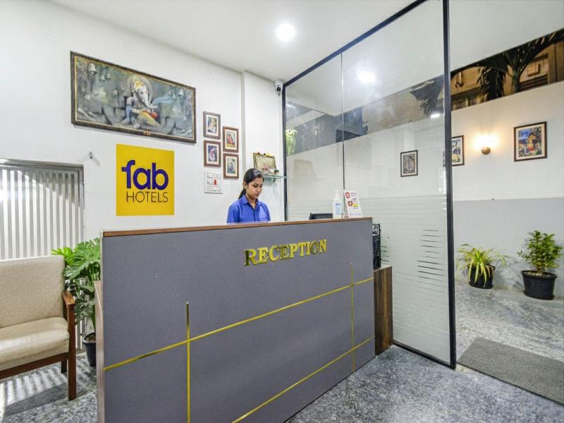 Fabhotel Ssr Ikon Suites