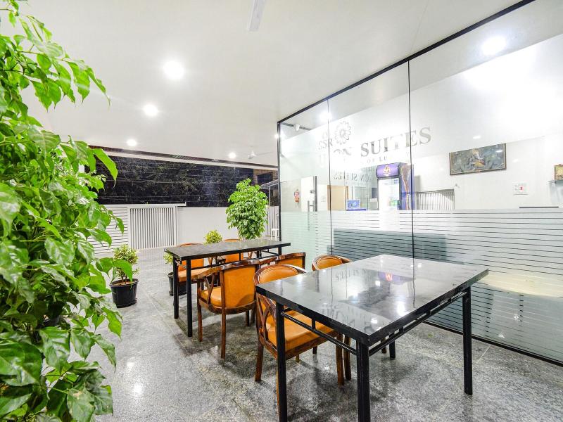Fabhotel Ssr Ikon Suites