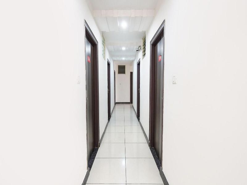 Fabhotel Royal Comfort Madiwala image