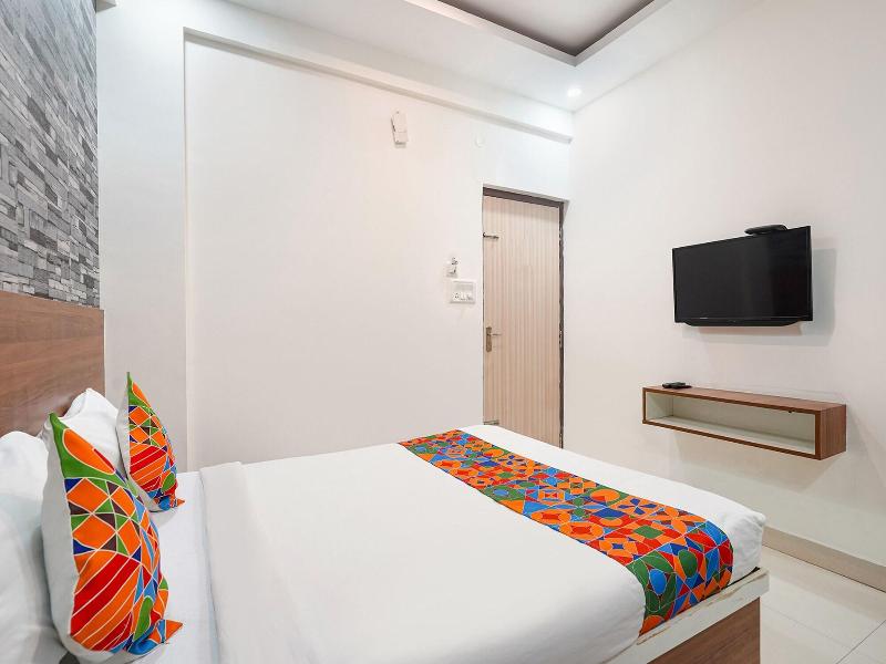 Fabhotel Royal Comfort Madiwala image