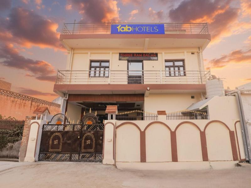 Fabhotel Awadh Inn — general view