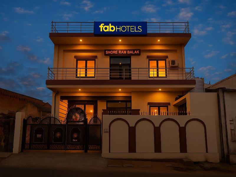 Fabhotel Awadh Inn — general view