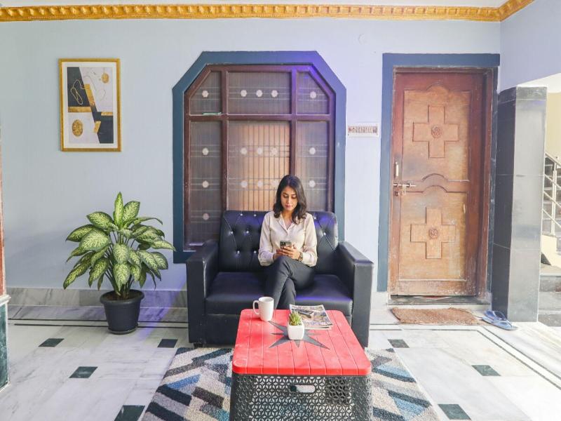 Fabhotel Awadh Inn — view