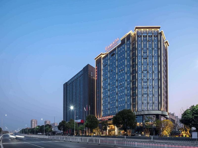Ramada By Wyndham Huangshan Xiuning image