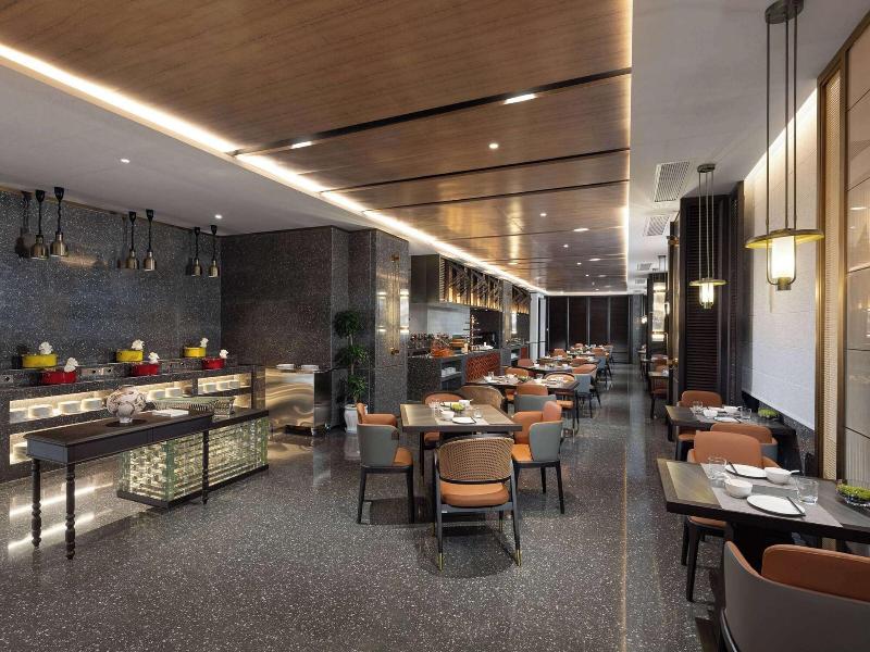 Ramada By Wyndham Huangshan Xiuning image