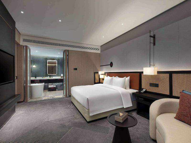 Ramada By Wyndham Huangshan Xiuning image