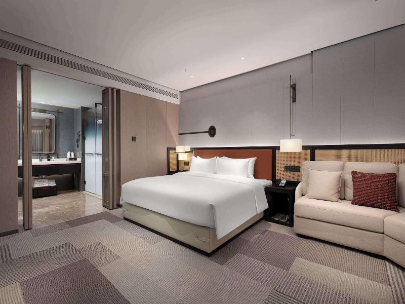 Ramada By Wyndham Huangshan Xiuning image