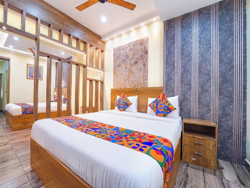 Fabhotel Ink image