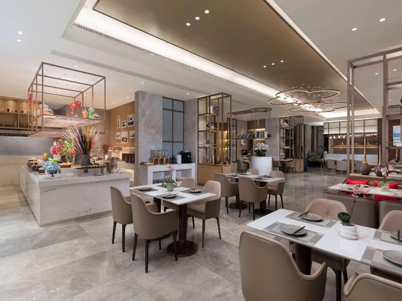 Ramada By Wyndham Zhumadian West Station