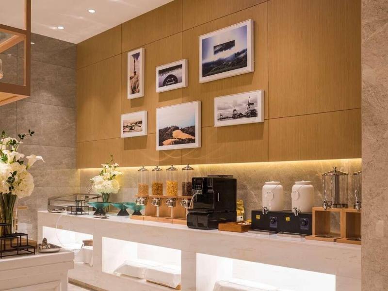 Ramada By Wyndham Zhumadian West Station