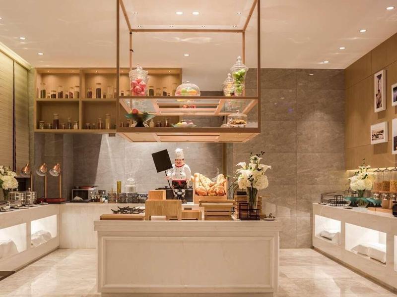 Ramada By Wyndham Zhumadian West Station