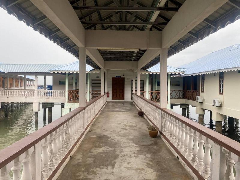 Capital O 91118 Chalet Seri Idaman image