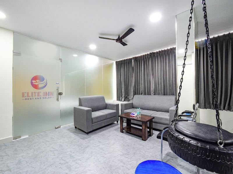 Fabhotel Elite Inn
