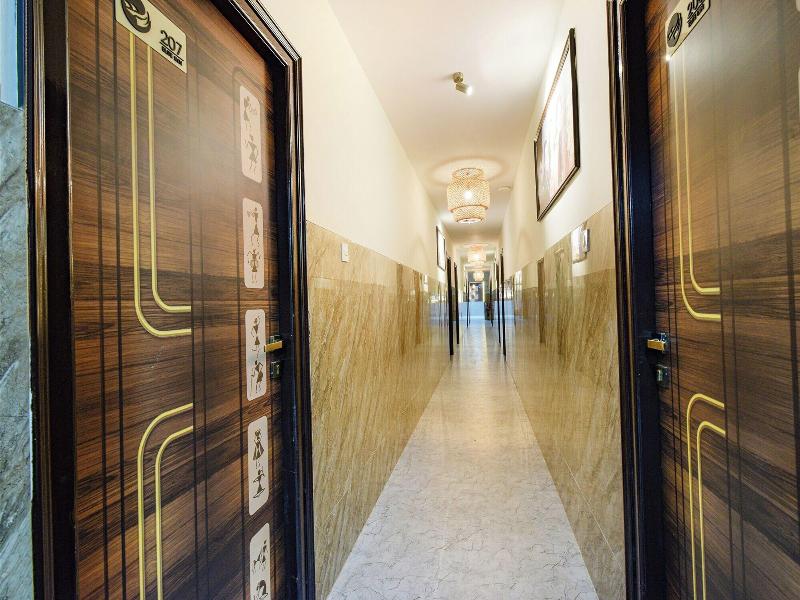 Fabhotel Elite Inn