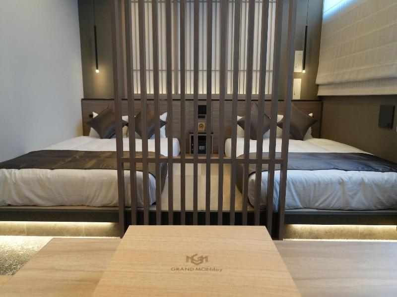 Grand Monday Ginza image