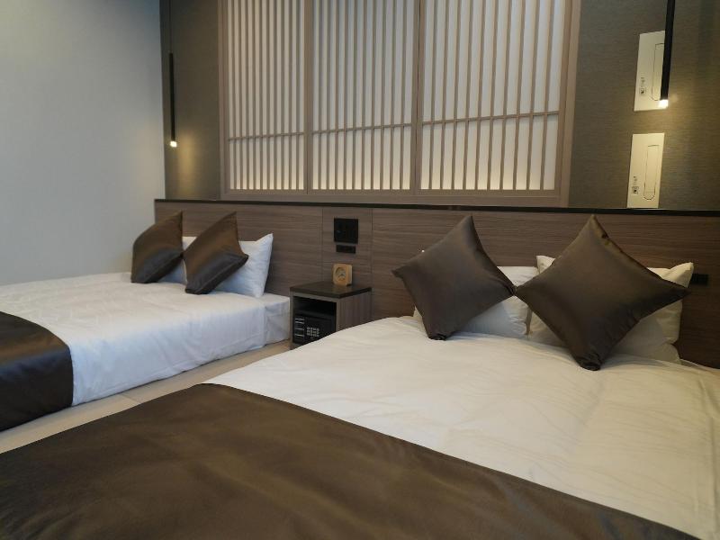 Grand Monday Ginza image