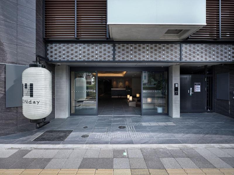 Premium Apart Monday Kyoto Gojo image