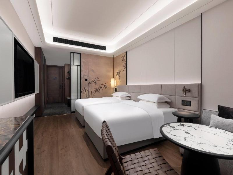 Days Hotel By Wyndham Leiyang North — exterior view