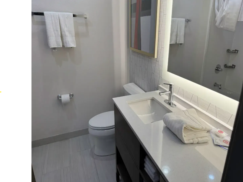 Comfort Inn & Suites Colby 5