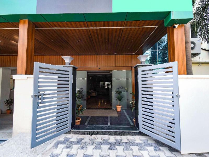 Fabhotel Eden Stay — general view