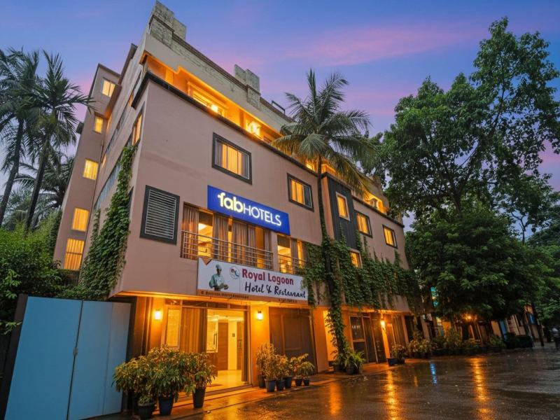 Fabhotel Royal Lagoon image