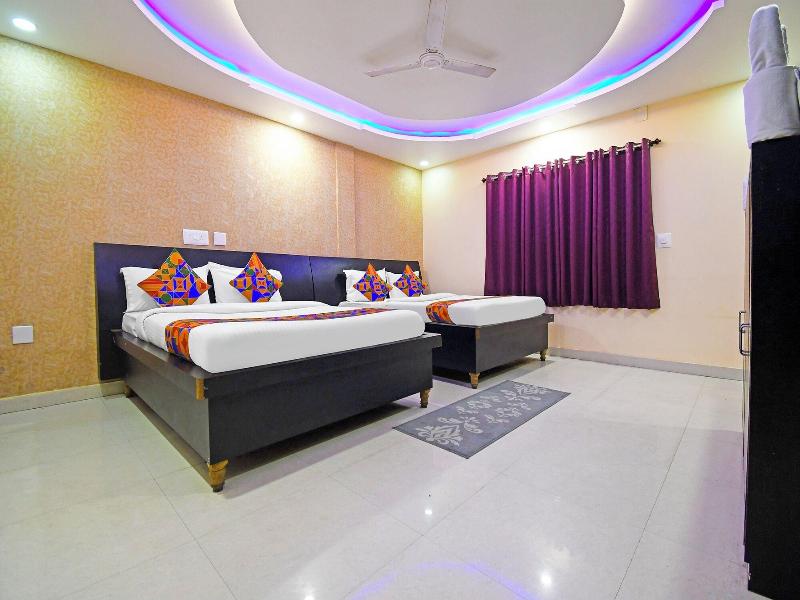 Fabhotel Royal Lagoon image