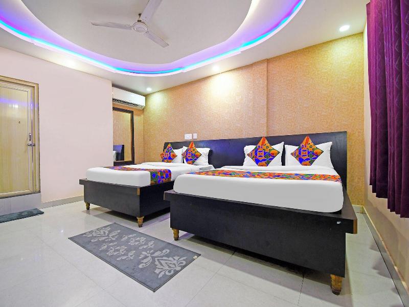 Fabhotel Royal Lagoon image